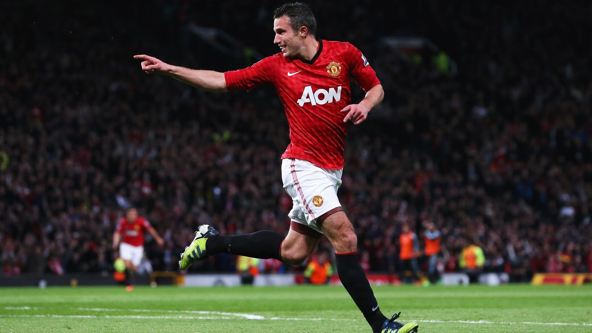 华体会官网新闻-大师赛爆冷门：名将首轮出局引发讨论，大师赛是啥